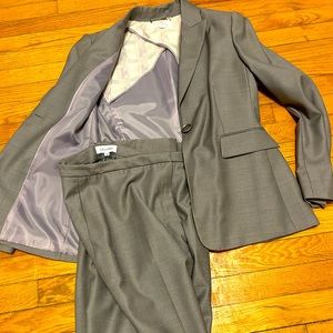 Calvin Klein women’s pantsuit